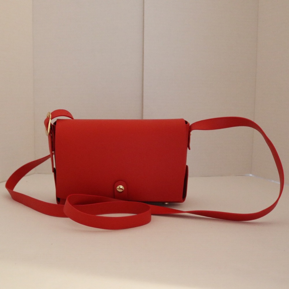 Long shoulder bag